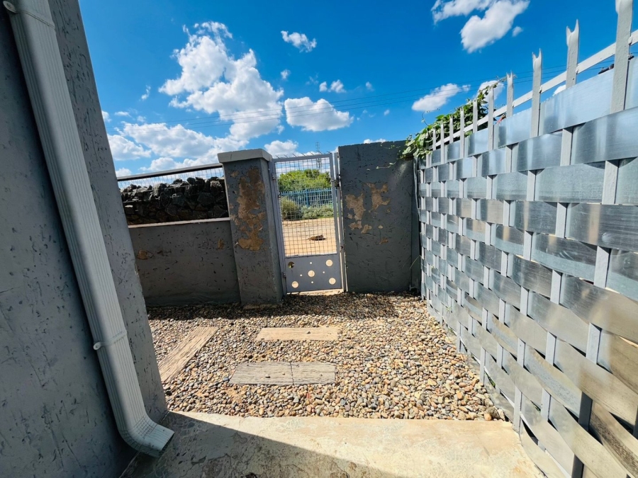 4 Bedroom Property for Sale in Bloemside 3 Free State